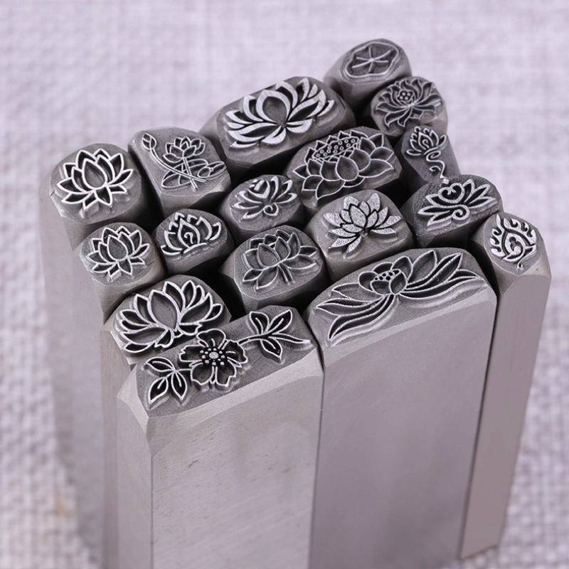 Lotus Flower Design Metal Stam - огляд і ціна Leatherwork Flowers