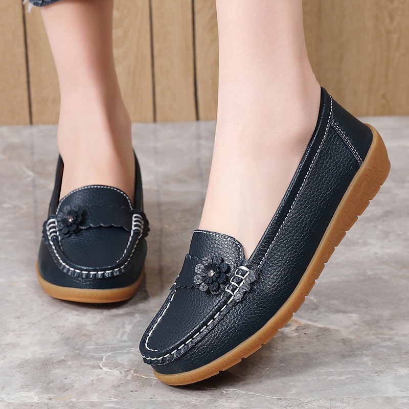 Women's Moccasins Solid Color  - огляд і ціна Leatherwork Flowers